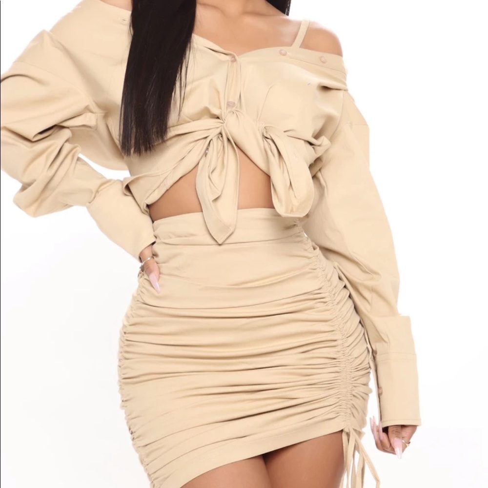2 piece Fashion nova khaki skirt set